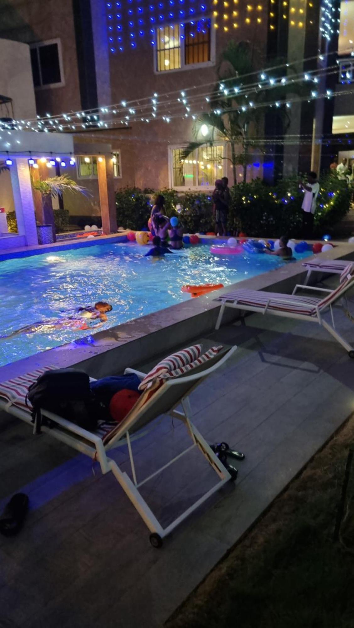 Mokaa Residence Hoteliere Lomé Buitenkant foto